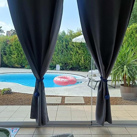 Picnic Room And Pool 卡斯特努沃德加尔达 外观 照片