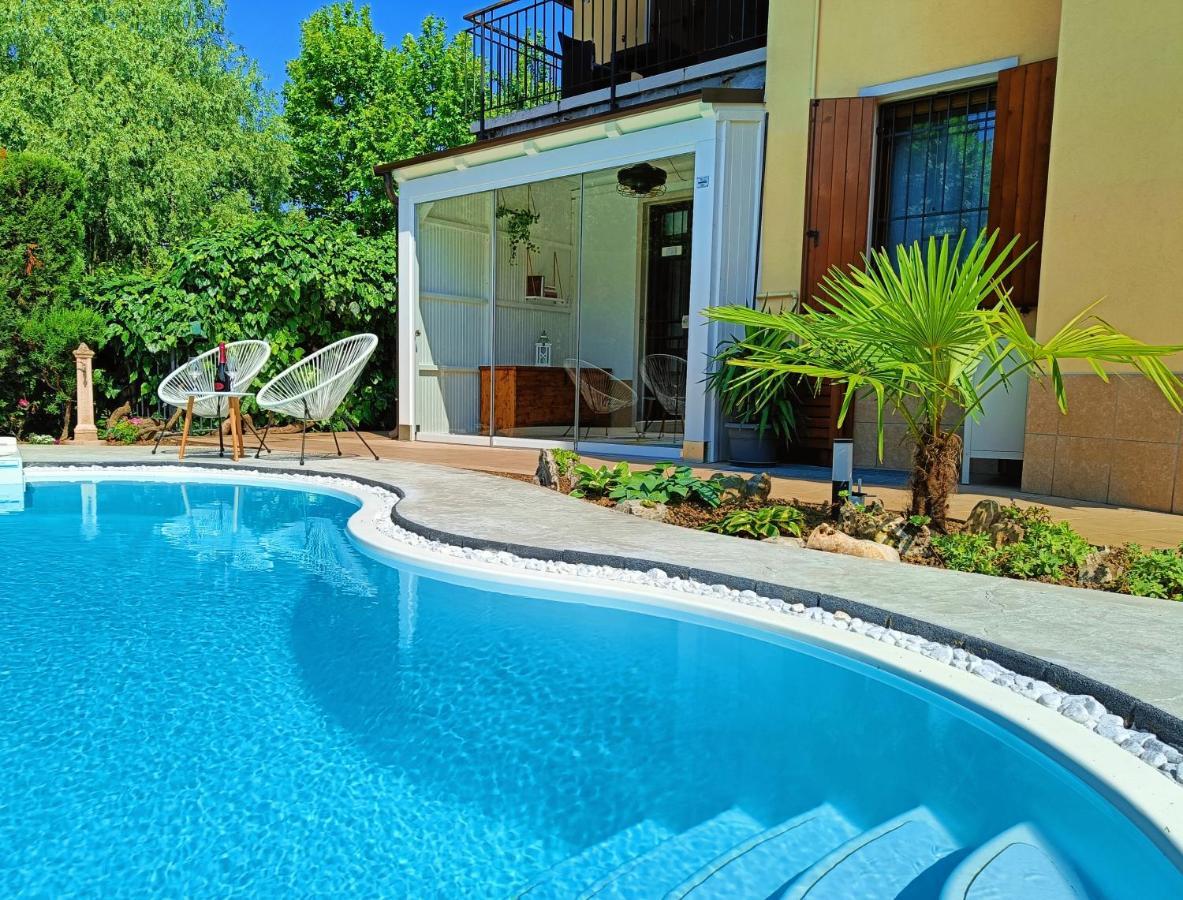 Picnic Room And Pool 卡斯特努沃德加尔达 外观 照片