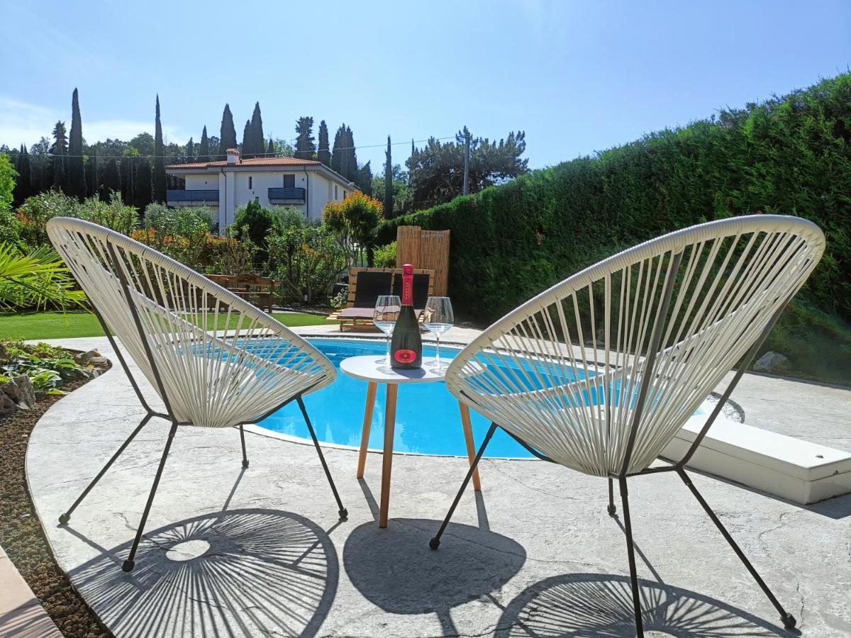 Picnic Room And Pool 卡斯特努沃德加尔达 外观 照片