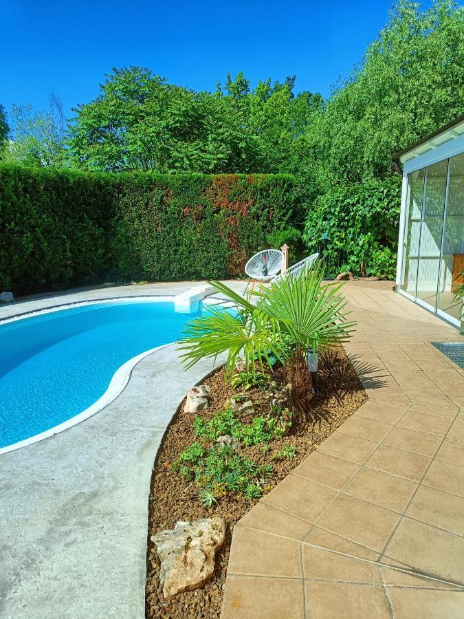 Picnic Room And Pool 卡斯特努沃德加尔达 外观 照片