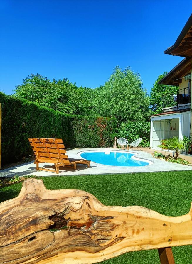Picnic Room And Pool 卡斯特努沃德加尔达 外观 照片