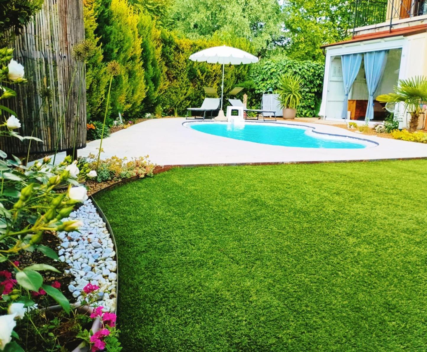 Picnic Room And Pool 卡斯特努沃德加尔达 外观 照片